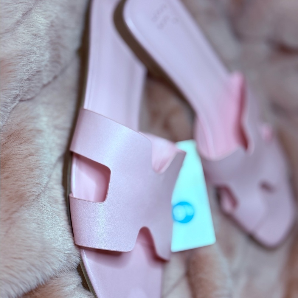 Elegant Pink Women's Slide Sandals